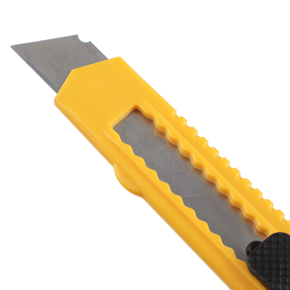 Нож универсальный малярный с сегментированным лезвием 18мм, квадратный фиксатор, арт.№ 685-017