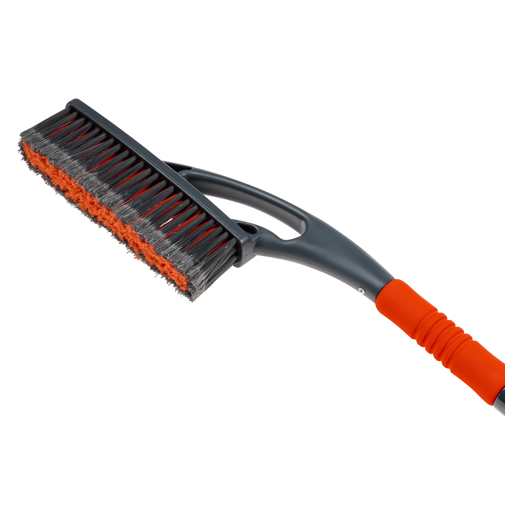 ЕРМАК Щетка для уборки снега с распушенной щетиной+скребок, 59x10см, арт.№ 775-116