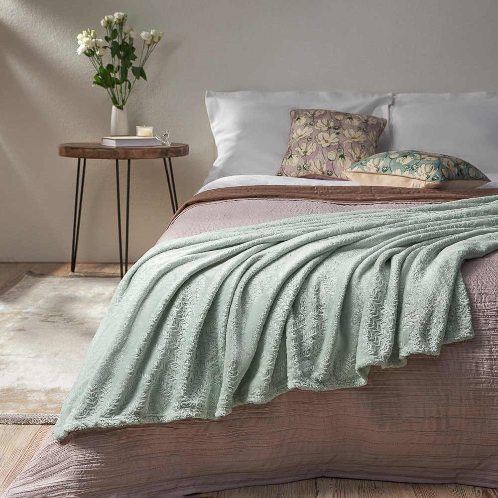 PROVANCE Дейзи Плед эмбост 150х200см, 100% полиэстер, 3 цвета, арт.№ 488-132