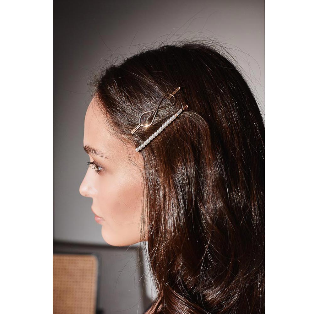 BERIOTTI Набор аксессуаров для волос 4пр: заколки 5-7см, краб 7,5см, биж.сплав, пластик, 4 дизайна, арт.№ 316-367