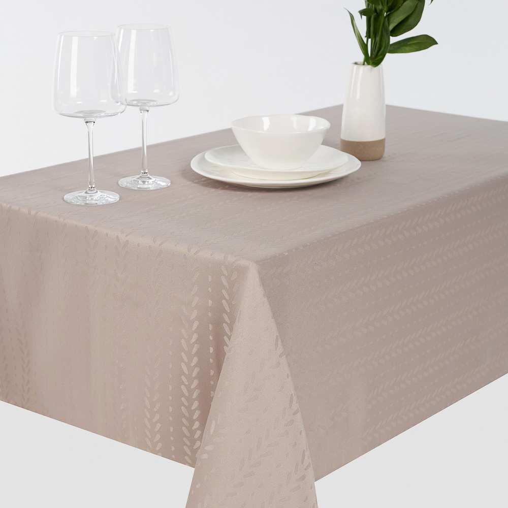 PROVANCE Дейзи Скатерть жаккард с водоотталкивающей пропиткой, 140x230см, 100% полиэстер, 3 цвета, арт.№ 488-139