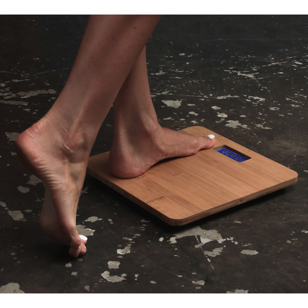 LEBEN Весы напольные электронные, ЖК-дисплей, макс. нагр.до 180кг, 28х28х0,5см, "Паркет", арт.№ 487-056