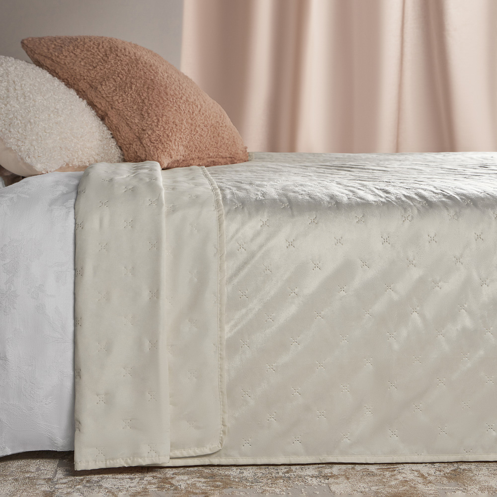 BY COLLECTION Дейзи Покрывало велюр однотонное 200х220см, 100% полиэстер, 2 цвета, арт.№ 488-158