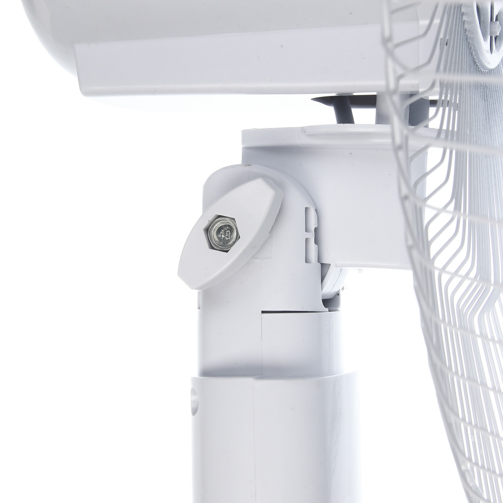 Вентилятор напольный тм LEBEN 45Вт, 3 скорости, диаметр 43см, 220в, белый, арт.№ 243-007