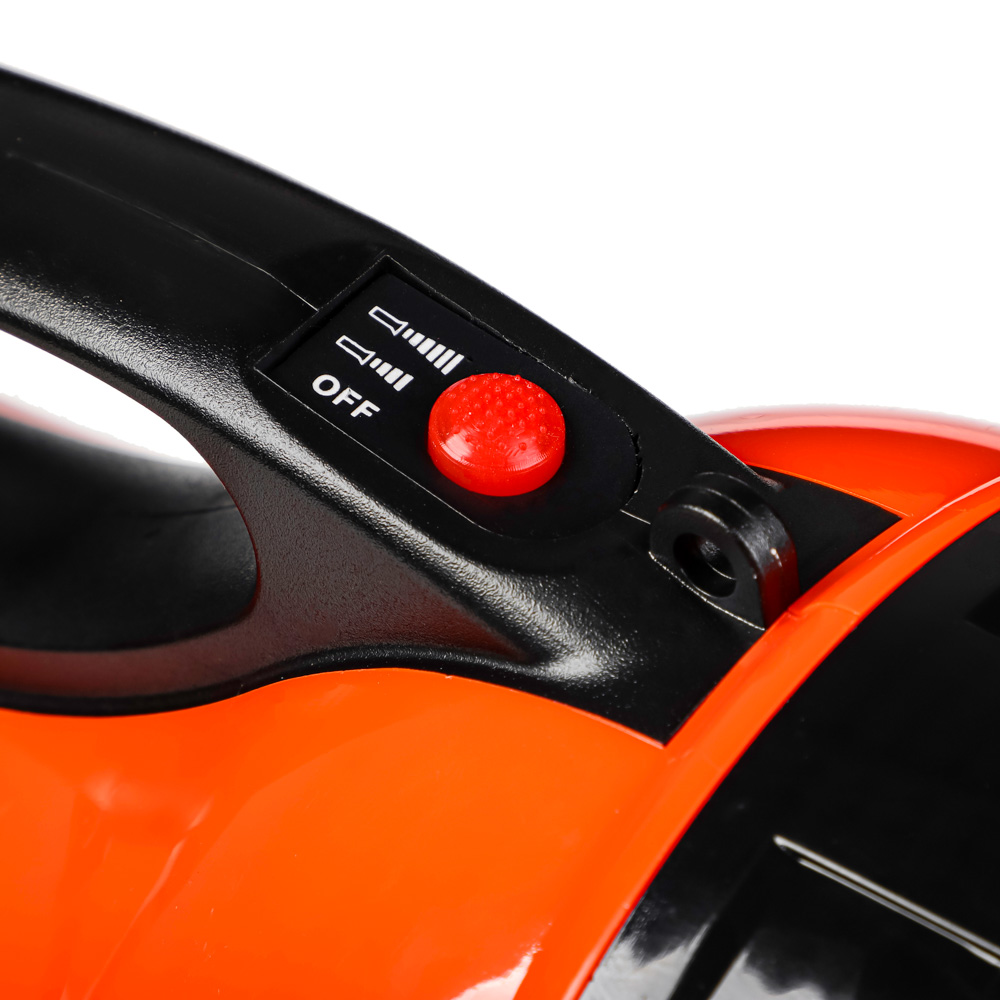 ЕРМАК Фонарь прожектор 18 ярк. LED, 3xАА / вилка 220В, пластик, 17x11 см, арт.№ 198-012