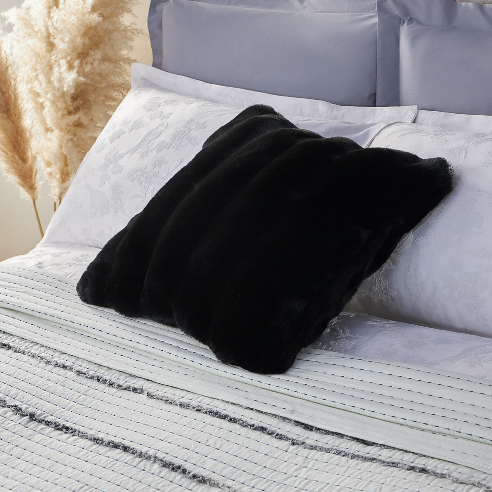 BY STAS MIKHAILOV Чехол для подушки меховой 50х50см, полиэстер, черный, арт.№ 497-069
