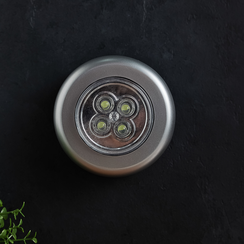 Светильник точечный нажимной BY, 6,5см, 3xААА, 4 LED, пластик, арт.№ 417-072