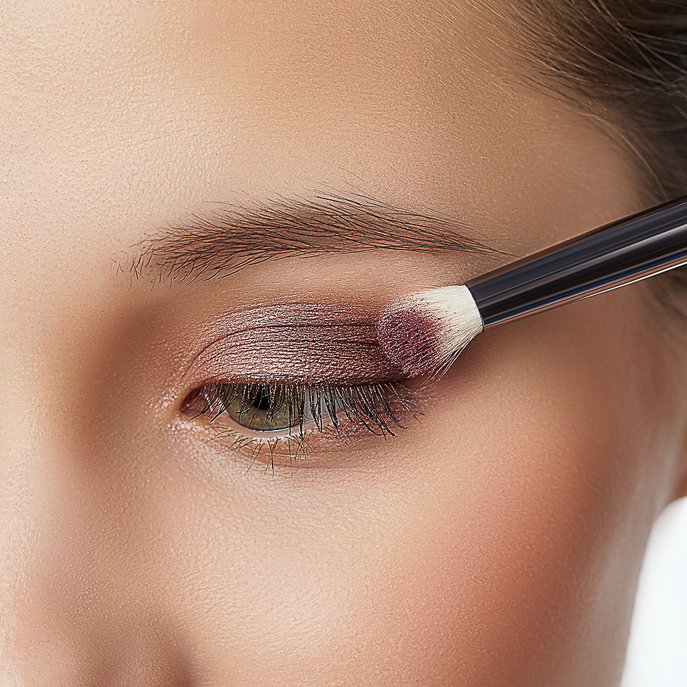 ЮНИLOOK Кисть для нанесения и растушевки теней, натуральный ворс, дерево, металл 15,7см, арт.№ 357-276