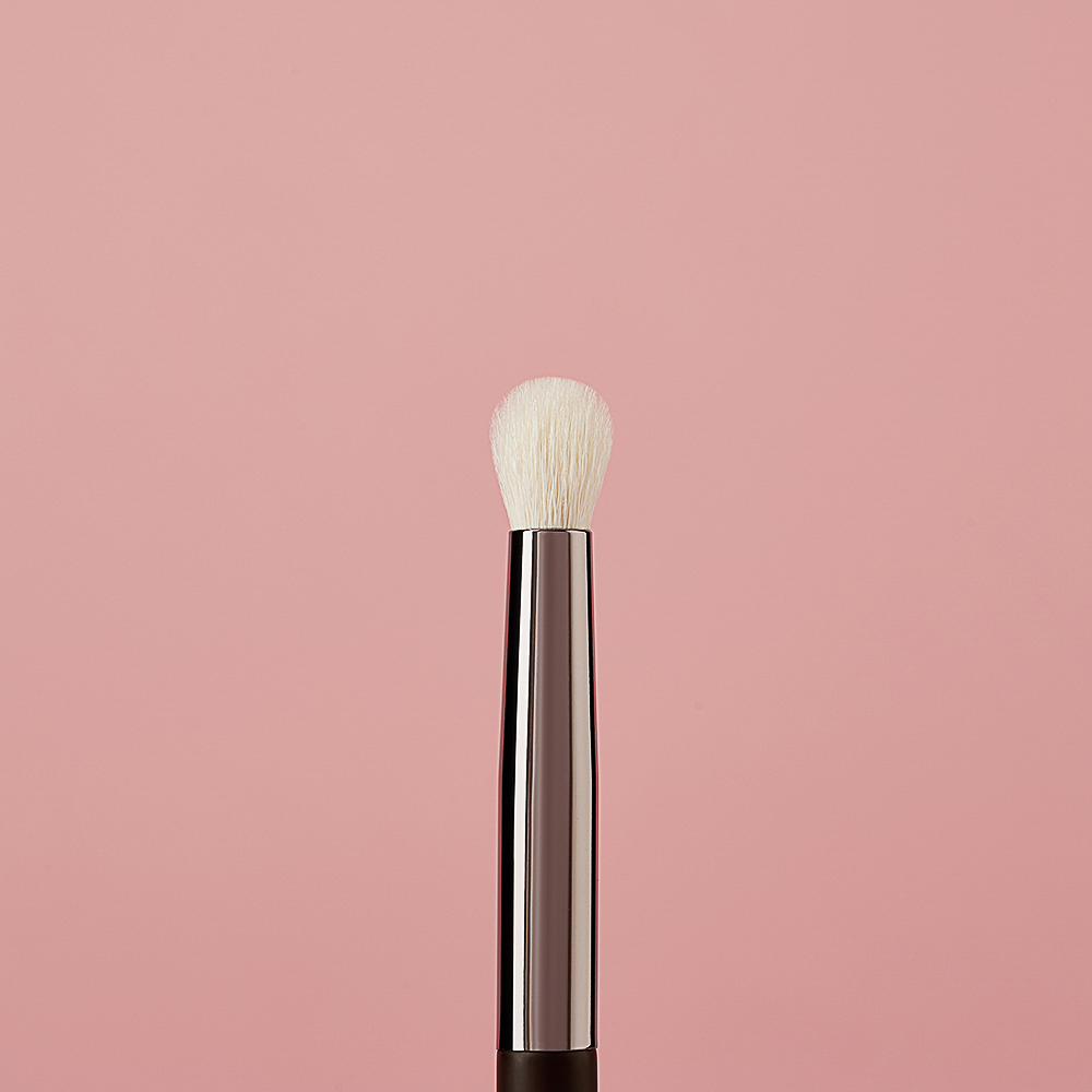 ЮНИLOOK Кисть для нанесения и растушевки теней, натуральный ворс, дерево, металл 15,7см, арт.№ 357-276