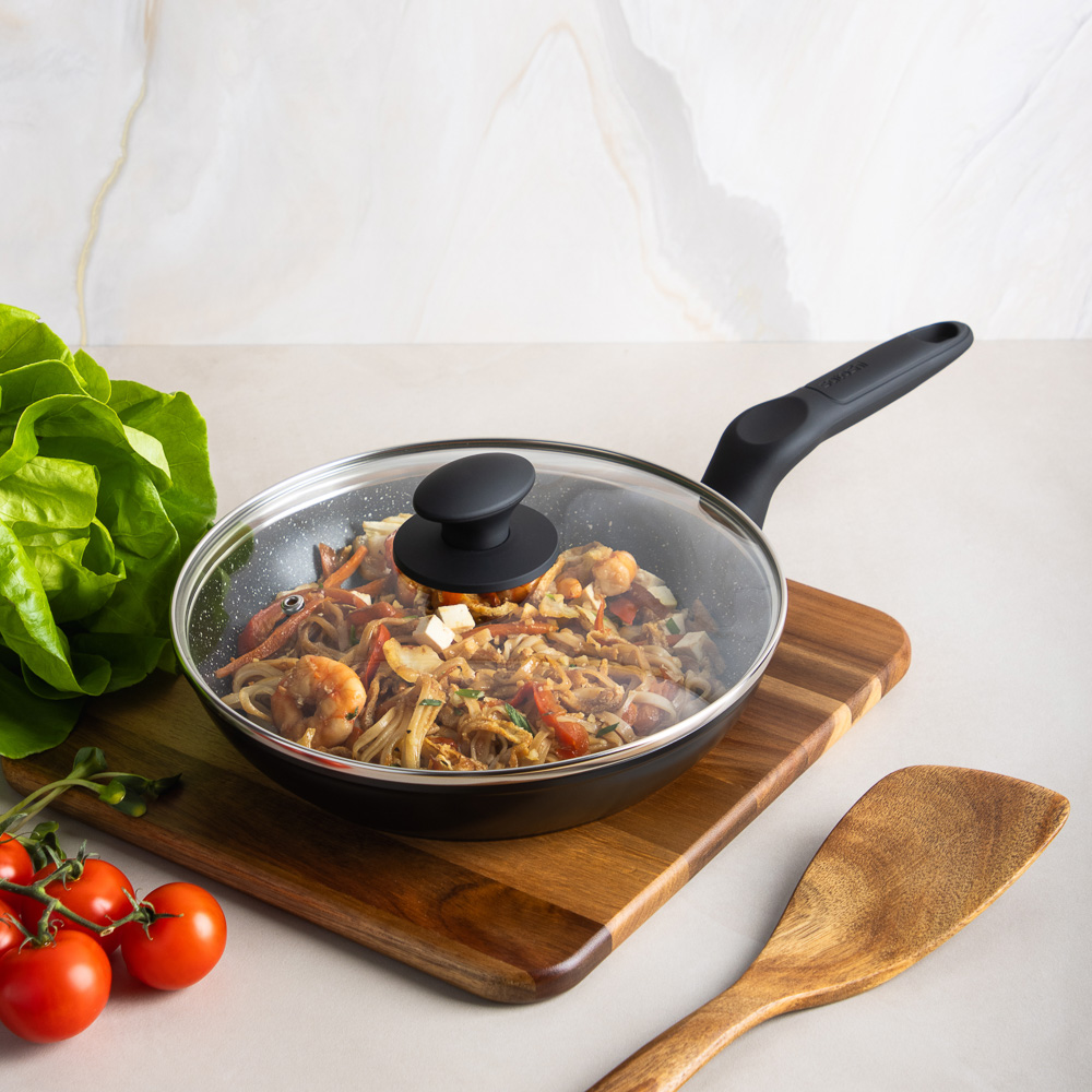 SATOSHI Стоун Сковорода литая с крышкой d24см, антипригарное покрытие мрамор, индукция, арт.№ 846-675