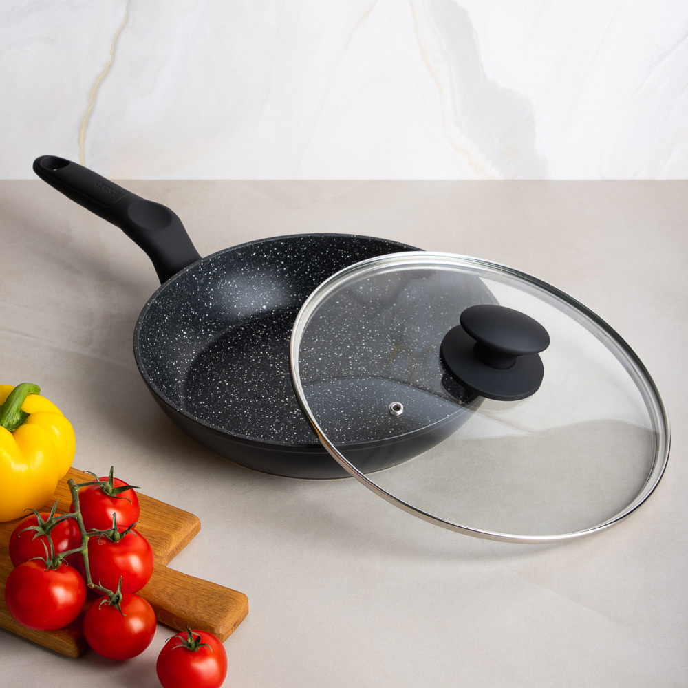 SATOSHI Стоун Сковорода литая с крышкой d24см, антипригарное покрытие мрамор, индукция, арт.№ 846-675