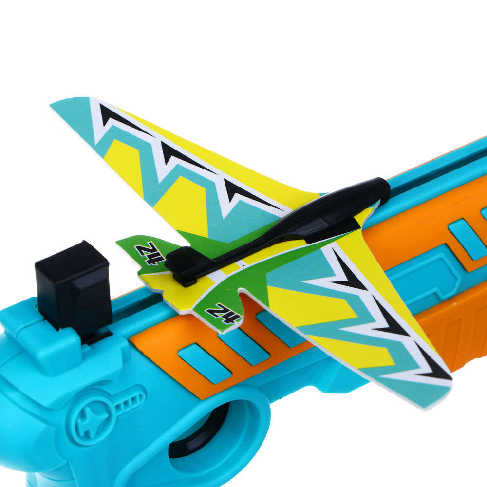 SILAPRO Набор для воздушного боя (пистолет-1шт., самолет 14х6.5см-4шт., мяч 3шт.), ABS, пенопласт, арт.№ 134-229