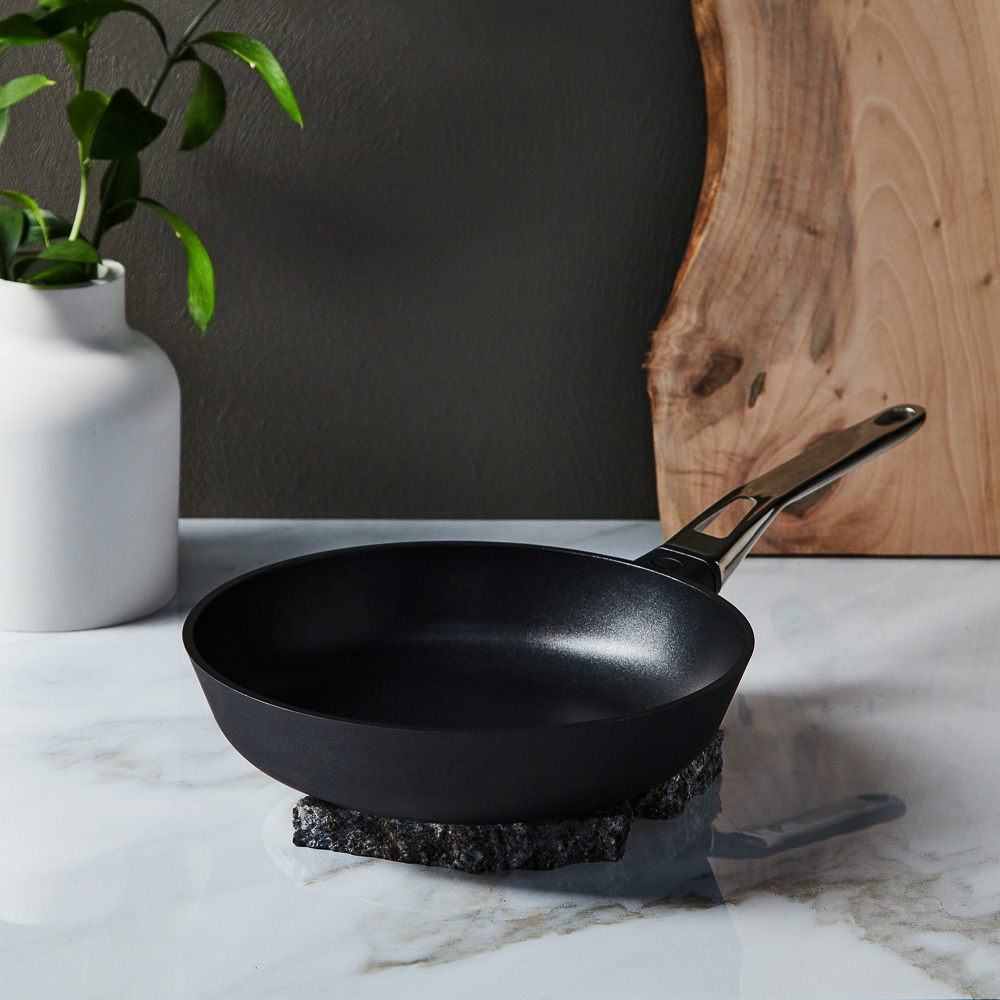 Ivlev Chef Royal Сковорода литая d28см, антипригарное покрытие Whitford Quantanium, индукция, арт.№ 846-605