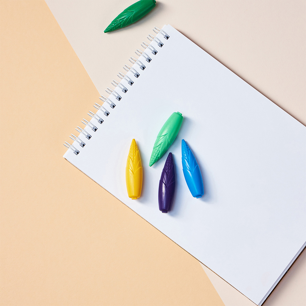 BY Русские Супергерои Мелки восковые пластиковые, 24 цвета, в форме кукурузы, 5,2 см, "Джуниор", арт.№ 801-034