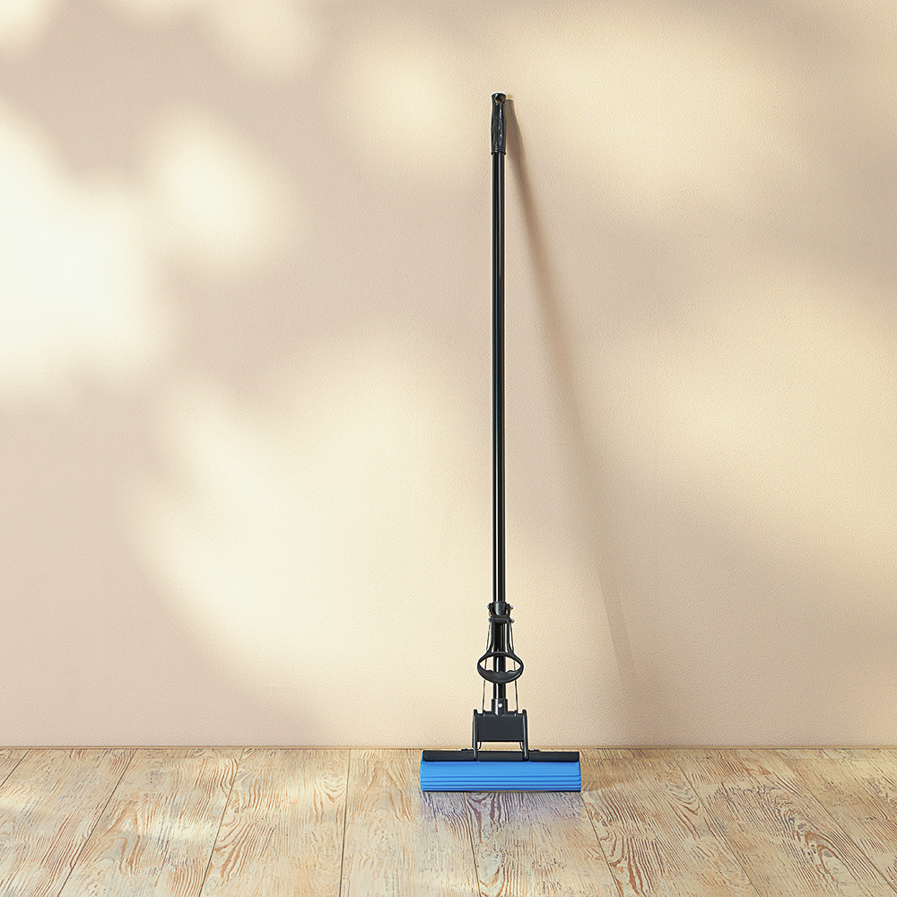 Швабра с отжимом и сменной насадкой ПВА тм VETTA, ручка 110см, нерж.сталь, 1 ряд роликов, арт.№ 444-008