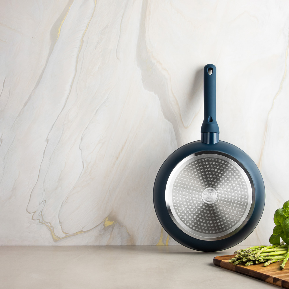 SATOSHI Ривьера Сковорода литая d26см, антипригарное покрытие мрамор, индукция, арт.№ 846-725