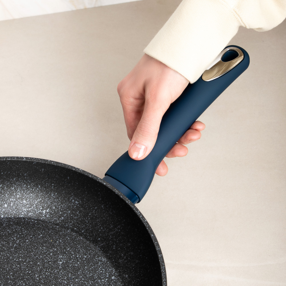 SATOSHI Ривьера Сковорода литая d26см, антипригарное покрытие мрамор, индукция, арт.№ 846-725