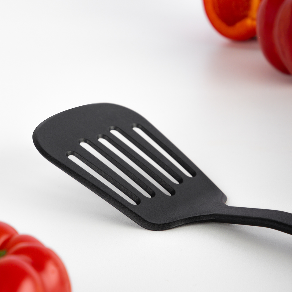 Блэк Лопатка кулинарная с прорезями, жаропрочный нейлон WH 1013-2, арт.№ 881-240