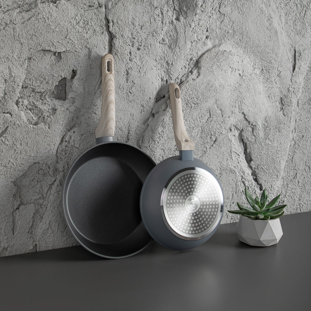 SATOSHI Шарлеруа Сковорода литая d20см, антипригарное покрытие, индукция, арт.№ 846-653