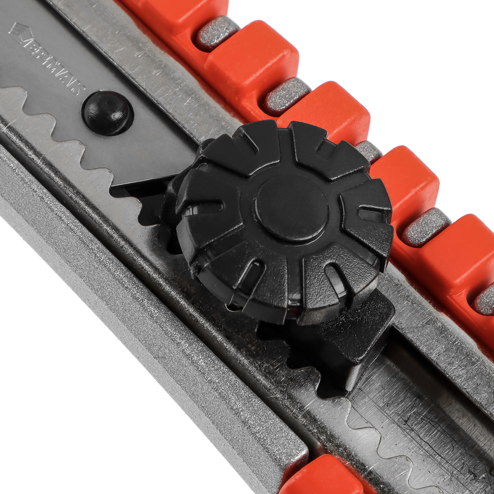 ЕРМАК Нож универсальный 18мм, метал.направ., Twist lock, метал.корпус+TPR, блистер, арт.№ 685-006