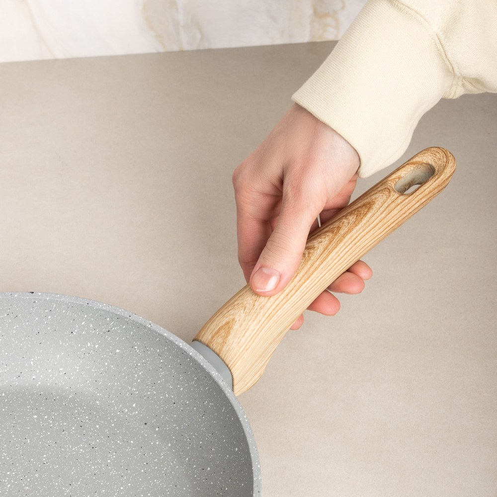 SATOSHI Берг Сковорода литая d28см, антипригарное покрытие Мрамор, индукция, арт.№ 846-738