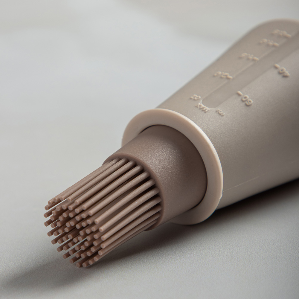 SATOSHI Алион Кисточка силиконовая с контейнером 60мл, арт.№ 856-164