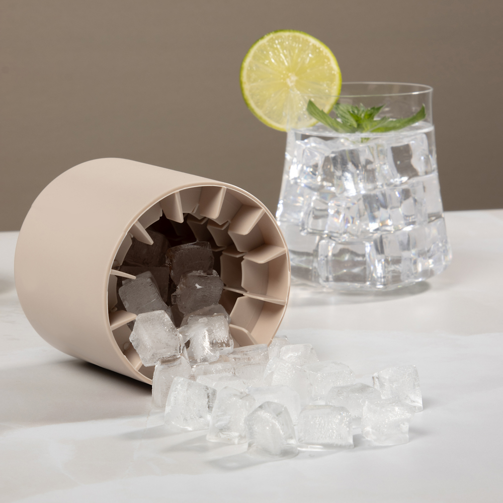 VETTA Форма силиконовая для льда, 9х8см, 60 кубиков, арт.№ 856-176