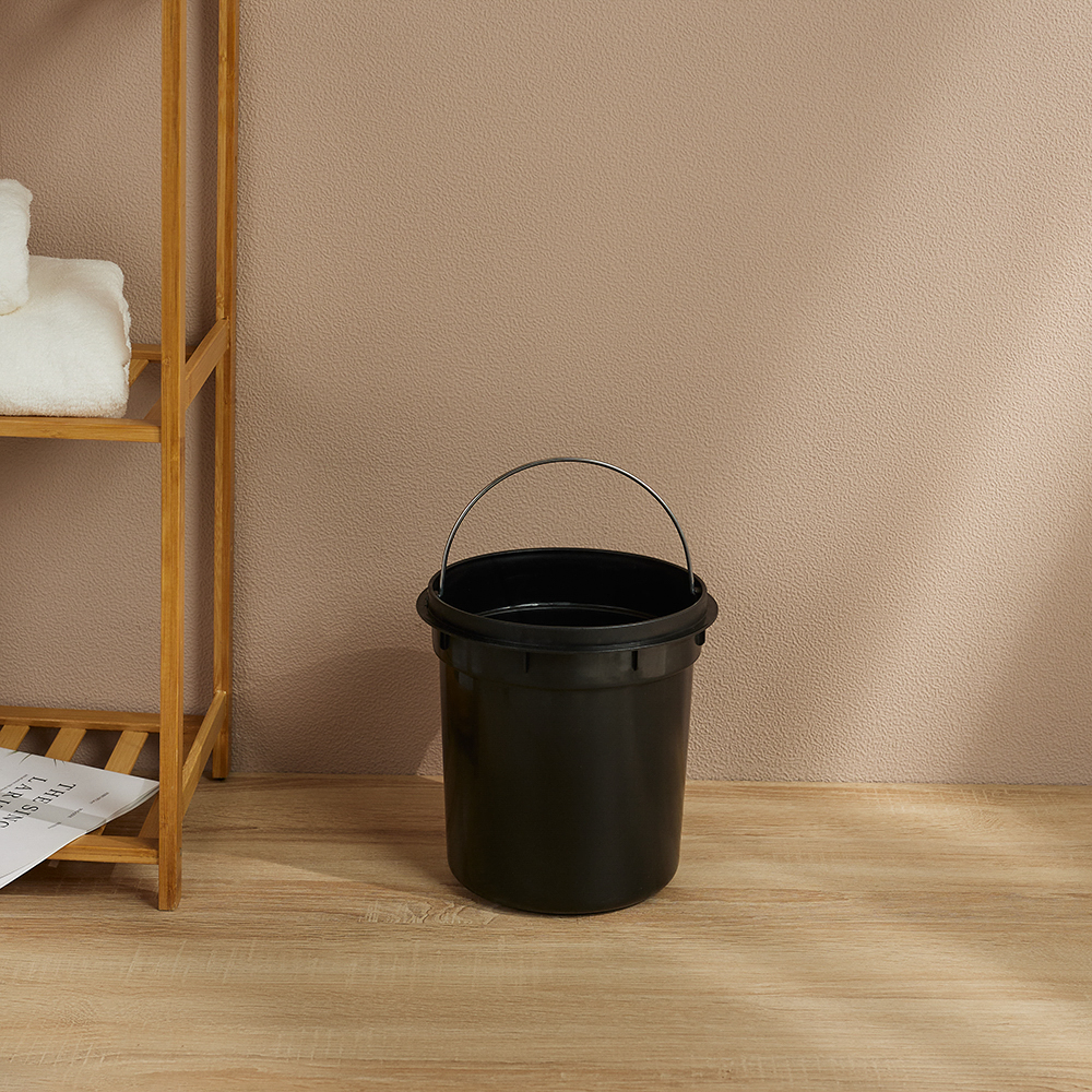 VETTA Ведро с педалью для ванной комнаты, 5л, хром, нерж.сталь, арт.№ 555-009