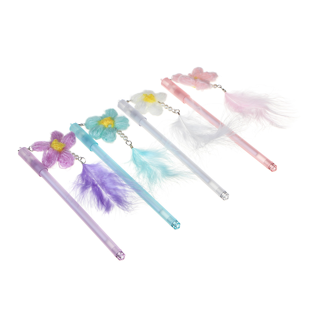 Ручка гелевая синяя с подвеской - брелоком в форме цветка из нитей с пером, 0,5мм, пл., 4 цв., арт.№ 591-069