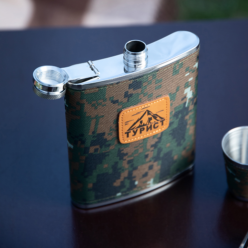 РУССО ТУРИСТО Набор походный ТУРИСТ, фляга, 2 стопки, вилка, ложка, нерж.сталь, арт.№ 123-001