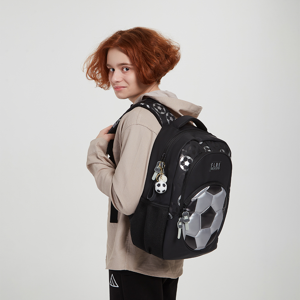 Серебряный Мяч Рюкзак подростковый 41х31х13см, 2 отд., 3 карм, ручка, прорезин.нейлон, отд.иск.кожей, арт.№ 577-004