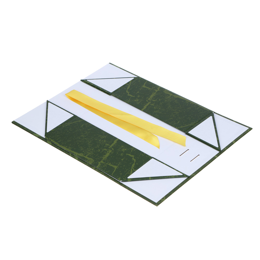 BY Коробка подарочная складная с лентой, тиснение фольгой, 28x20x9см, Леший, арт.№ 207-057