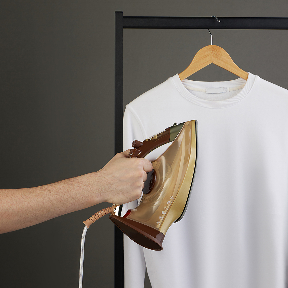 LEBEN Утюг с отпаривателем 2200Вт, керамика, антикапля, антинакипь, очистка, автовыкл., бак 480 мл, арт.№ 249-042