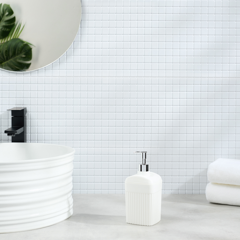 Диспенсер для жидкого мыла "Velvet" 90х90х187мм, 0,65л, белый, арт.№ 463-336