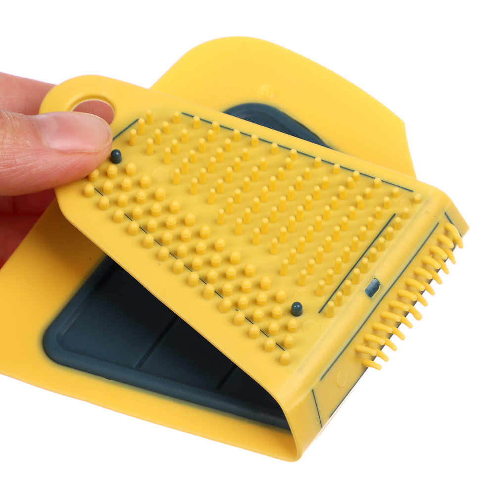 VETTA Скребок-щётка термопластичная резина, 16х9,5 см, 3 цвета, арт.№ 445-047