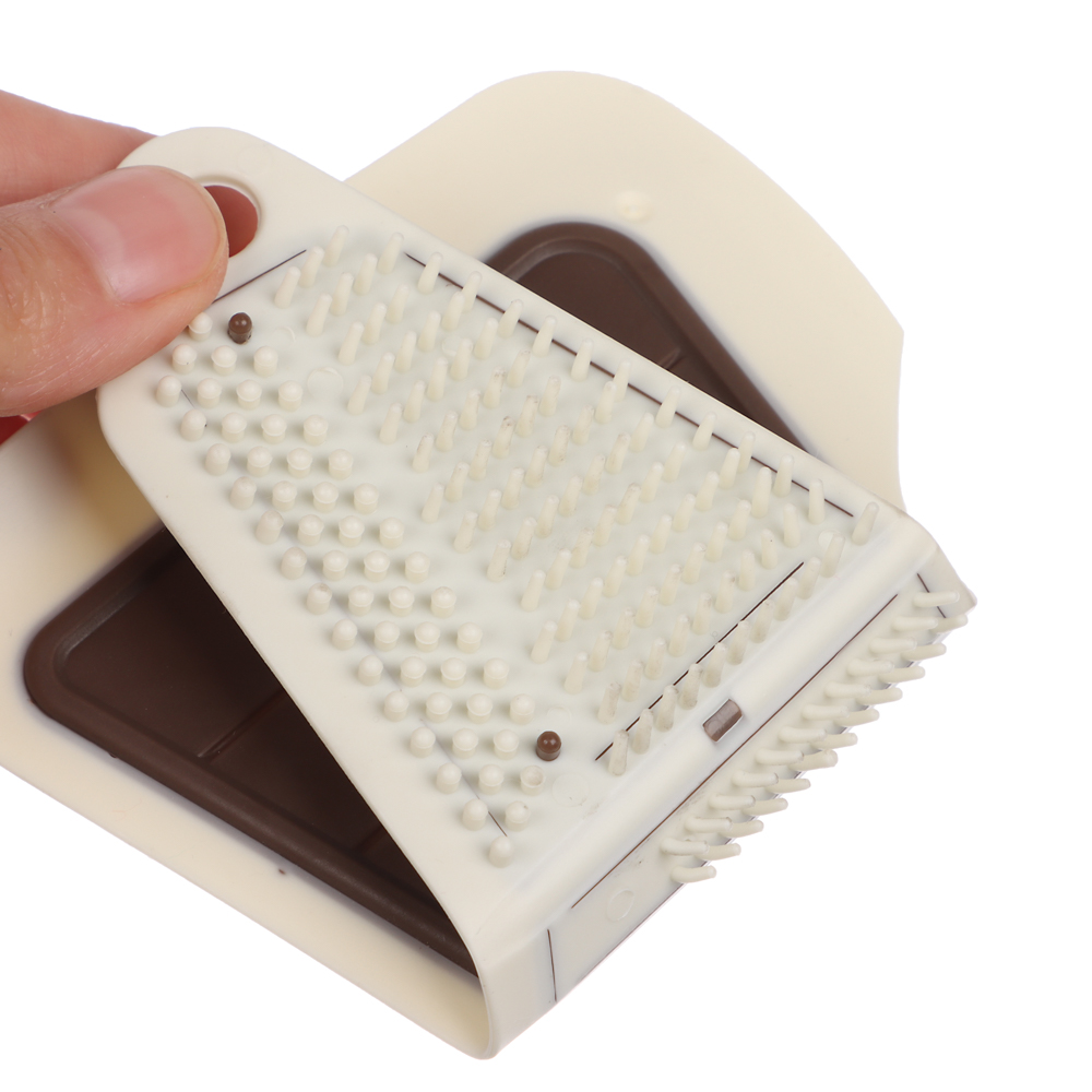 VETTA Скребок-щётка термопластичная резина, 16х9,5 см, 3 цвета, арт.№ 445-047