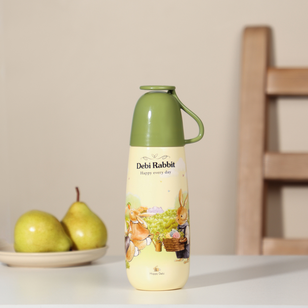 Бутылочка с кружкой "Зайчата", 650мл, полипропилен, арт.№ 829-148