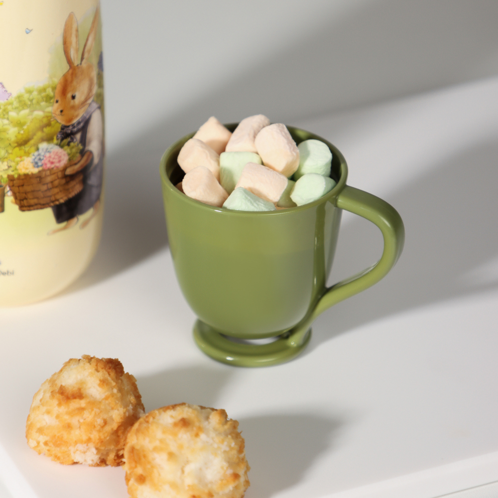 Бутылочка с кружкой "Зайчата", 650мл, полипропилен, арт.№ 829-148