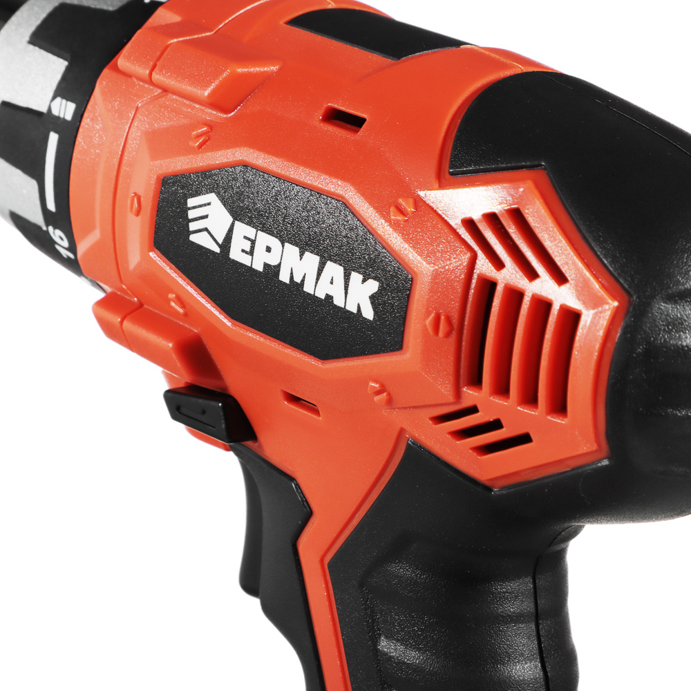 ЕРМАК Дрель-шуруповерт аккум. ДША 12 /Ni-Cd/12V/ 1,2А*ч /0-550об/мин /12Н*м /коробка, арт.№ 646-212