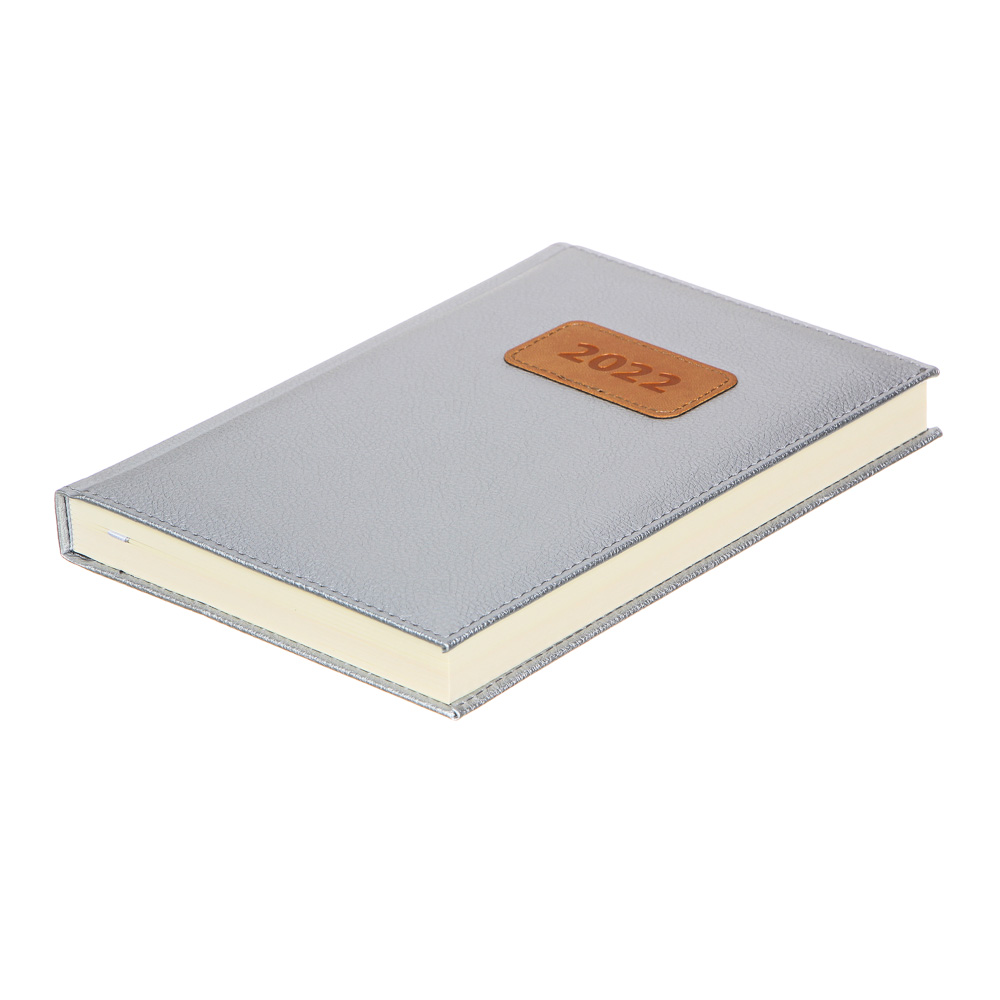 Ежедневник на 2022 "Софт" А5,352стр, твердая обл.с поролоном, аппликация, ПУ, серебр.металлик, арт.№ 572-075