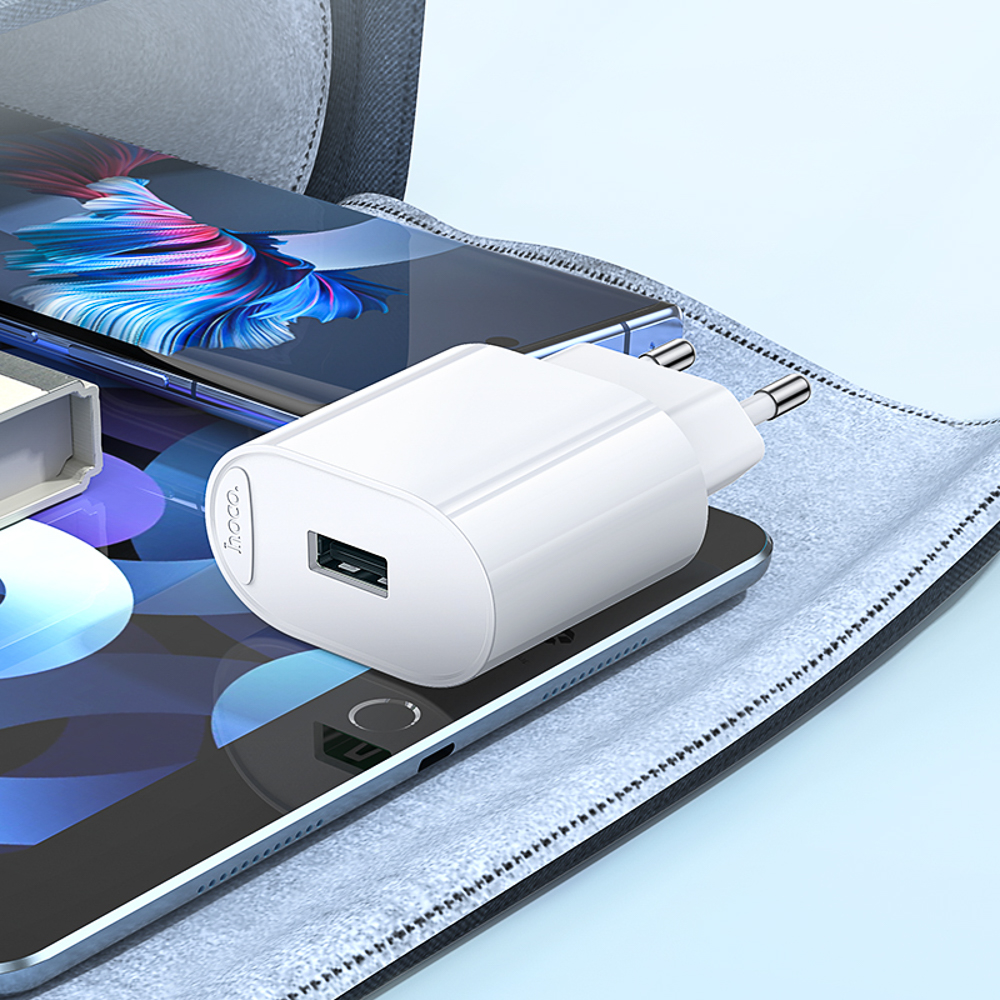 Сетевое зарядное устройство hoco. модель C109A, USB-A 10.5W, цвет: белый, арт.№ 916-277