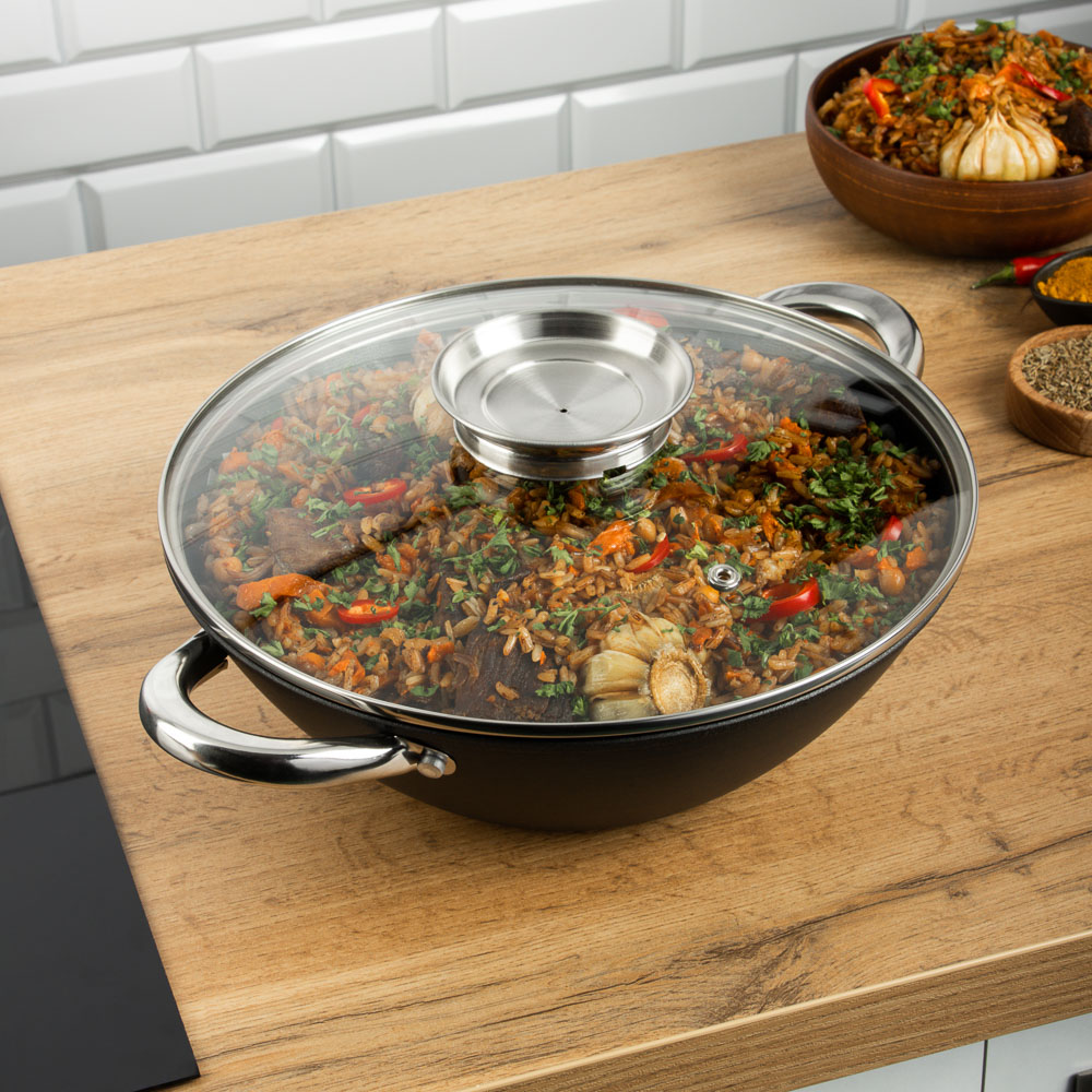 Казан 5,6 л чугун 32 см SATOSHI, антипригарное покрытие, ручка нержавеющая сталь, решетка, стеклянная крышка, лопатка нейлон, бамбуковые палочки, арт.№ 808-038