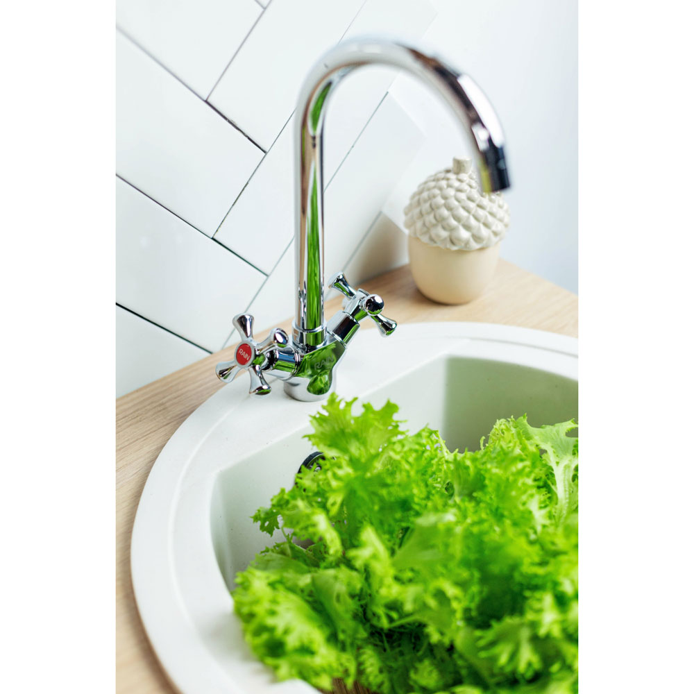 RAIN Смеситель для кухни Нефрит, поворотный излив, керам. кран-буксы 1/2, гайка, латунь, хром, арт.№ 561-267