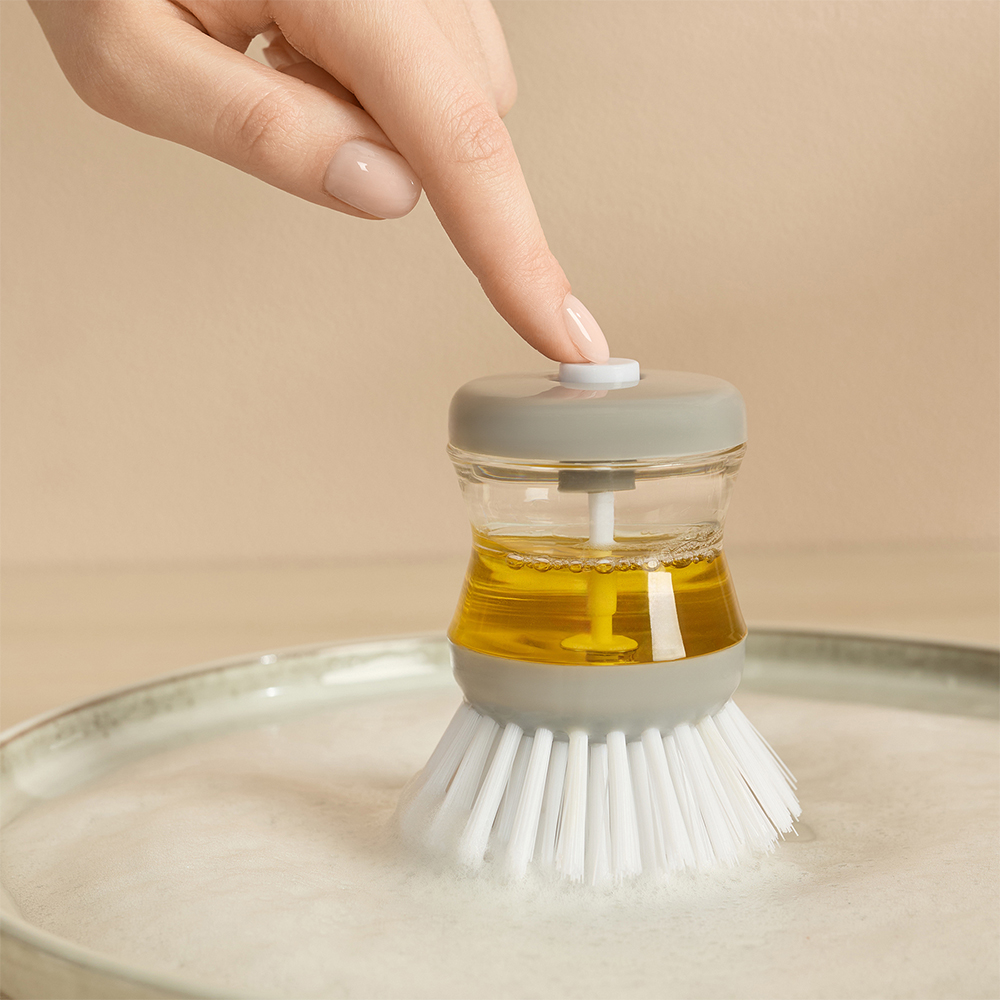 VETTA Щетка для посуды с мыльницей и дозатором, пластик, 8см, арт.№ 441-010