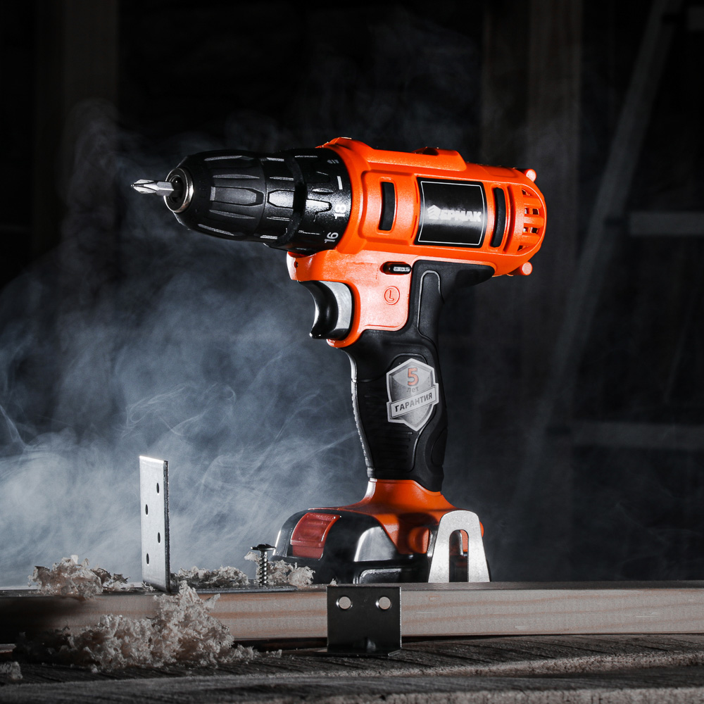 ЕРМАК Дрель-шуруповерт, аккумуляторная ДША-12В /1,3Ач/Li-Ion/ 18 Н*м/18+1 скор/1аккум/коробка, арт.№ 646-312