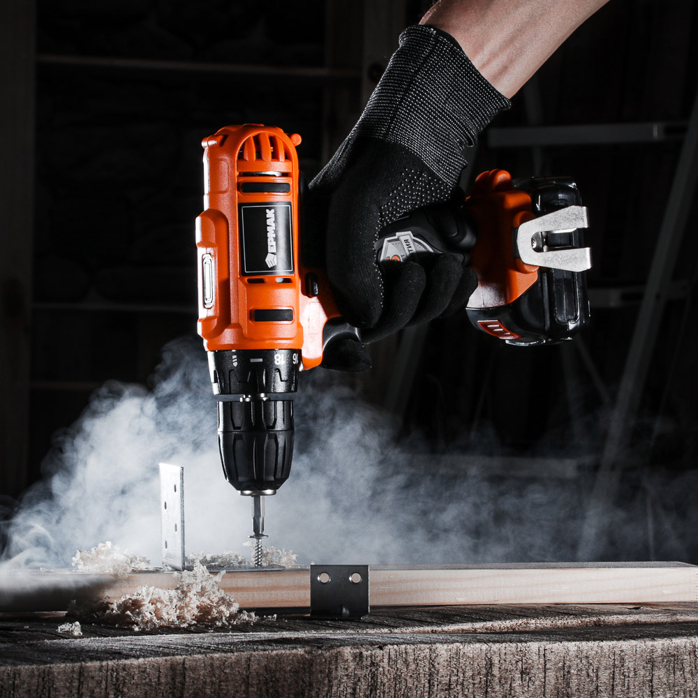 ЕРМАК Дрель-шуруповерт, аккумуляторная ДША-12В /1,3Ач/Li-Ion/ 18 Н*м/18+1 скор/1аккум/коробка, арт.№ 646-312