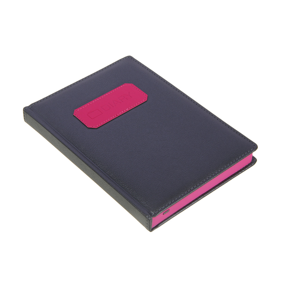 Ежедневник недатир."ЛОФТ" А5, 320 стр., тв.обл.с поролоном, иск.кожа, цв.срез, 3 цвета металлик, арт.№ 572-149