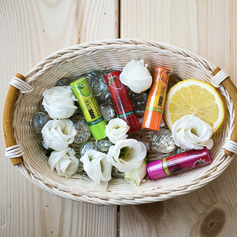 Бальзам для губ тм ЮL, 3,5г, яблоко, персик, малина, клубника, арт.№ 330-402