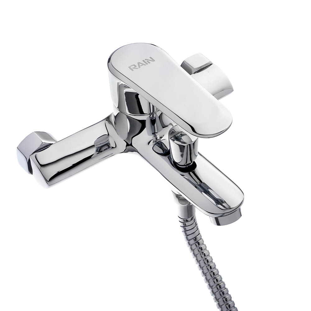 RAIN Смеситель для ванны Оникс, короткий излив, душ. набор, картридж 35мм, латунь, хром, арт.№ 561-316