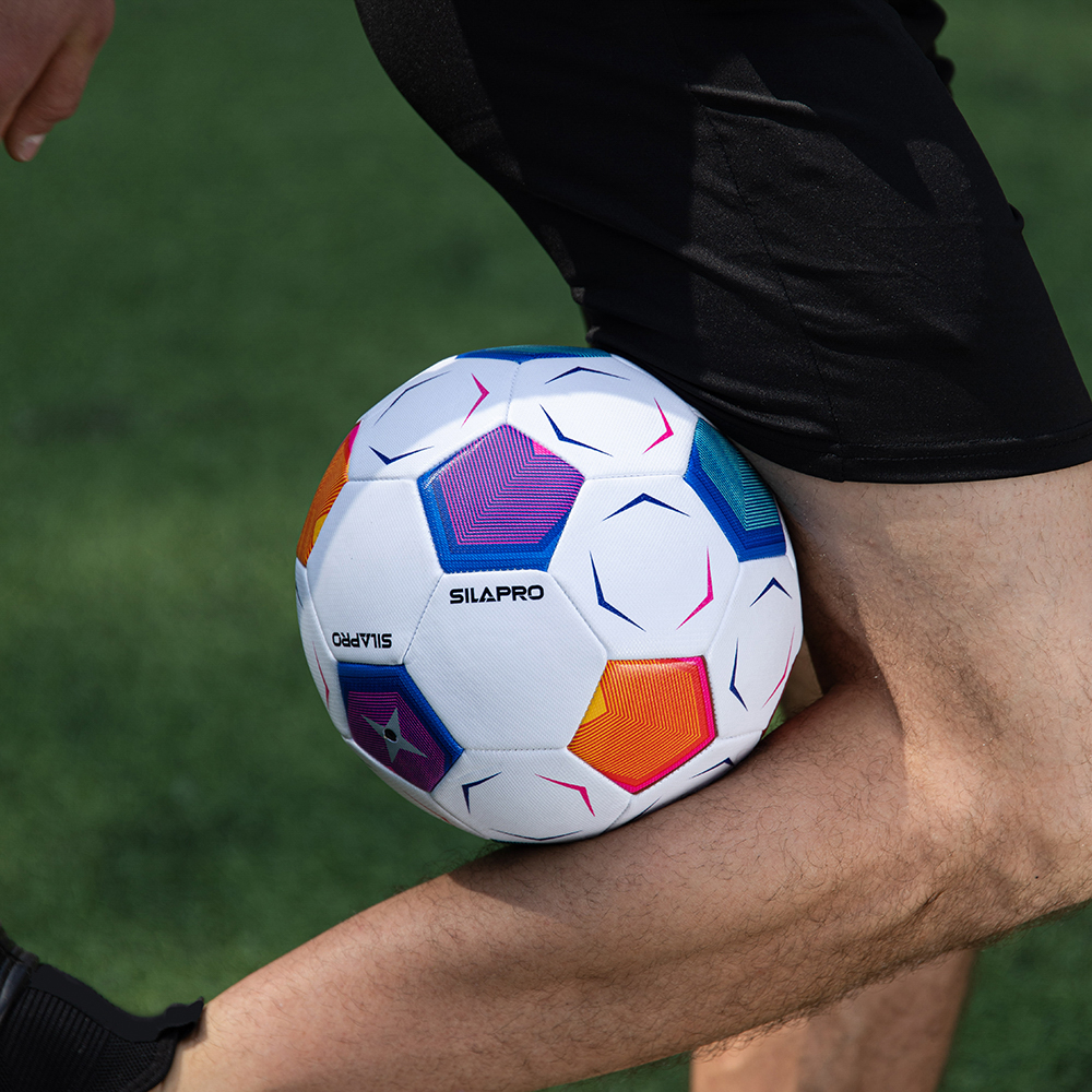 SILAPRO Мяч футбольный, 3сл., р.5 22см, PU 4.2мм, 420г (+-10%), арт.№ 133-033